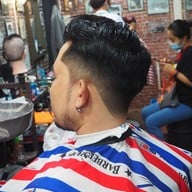 Guynu Barber Shop ถนนนราธิวาสศรีนครินทร์ ซอย 1