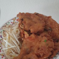 ผัดไทใจแตก