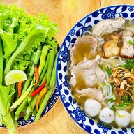 ข้าวเปียกเส้นเวียงจันทน์ ถนนวัฒนานุวงศ์