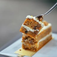 NINE PASTRY (Croissaint Sourdough Cake) อโศก