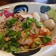 หมี่เกี๊ยวมากองต้า