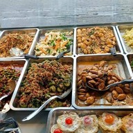 ข้าวแกงเจ้ตุ๊กนายแกละสาย 4