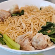เมนูของร้าน Hongkong Noodle หัวลำโพง