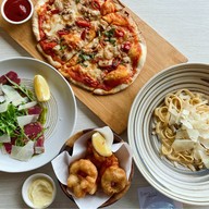 Sea Salt Lounge & Grill