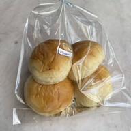 ร้านขนมปังคุณอุ๊