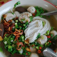 ก้าวแรก