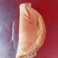 ร้านปารวตี ขนมเบื้อง ถังแตกหน้าโรงเรียนบุญวาทย์วิทยาลัย มีสาขาเดียวของจังหวัดลำปาง