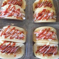 ร้านปารวตี ขนมเบื้อง ถังแตกหน้าโรงเรียนบุญวาทย์วิทยาลัย มีสาขาเดียวของจังหวัดลำปาง