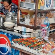 บะหมี่เกี๊ยว มาตุลี