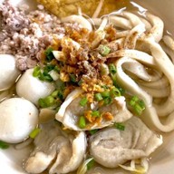 ก๋วยเตี๋ยวลูกชิ้นแคะ 1