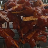 ปิ้งไก่น้อยหน้าวัด