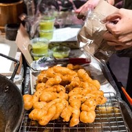 ปาท่องโก๋เกลียว&น้ำเต้าหู้"วัดนางนอง"