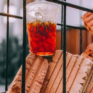 นพ คาเฟ่แอนด์บิสโทร บ้านดงม่อนกระทิง