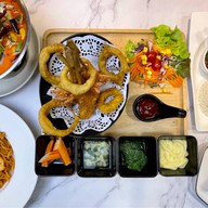 Lion King Cafe & Bistro