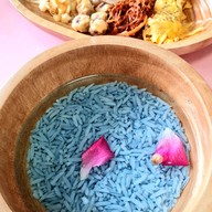 วรัญ-ยา ขนมไทยมงคล