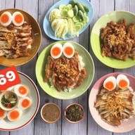 ข้าวหมูทอดอิ่มท้อง เอกชัย69 สูตรนายเบียร์ -