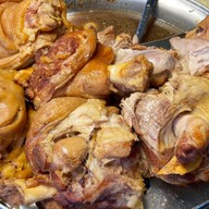 ขาหมูเจ๊ใหม่@สุทธิสาร