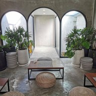 sri the shophouse สี