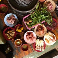 อิ่มเอมหมูกระทะ