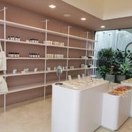 sri the shophouse สี