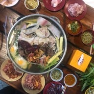 อิ่มเอมหมูกระทะ