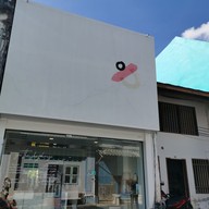 sri the shophouse สี