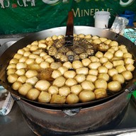 เมนูของร้าน ปอเปี๊ยะทอด เต้าหู้ทอด ตลาดบ้านสวน