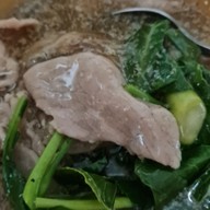 เมนูของร้าน ราดหน้าไอ้หนูยอดผักสวนสยาม