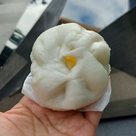 ซาลาเปาทับหลี ประกายจันทร์ ฟิวเจอร์พาร์ค และสเปลล์