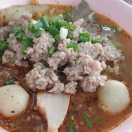 เมนูของร้าน รุ่งเรือง (ตั๋ง) ก๋วยเตี๋ยวหมู สุขุมวิท26 เจ้าเก่า สุขุมวิท 26