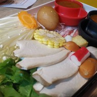 แม็กซ์ชาบู & ซูชิ