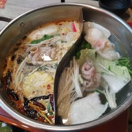 แม็กซ์ชาบู & ซูชิ