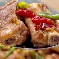 ร้านแซ่บนัว ตลาดญี่ปุ่น กำแพงเเพชร