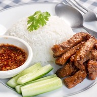 หมูทอดกะเทย