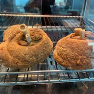 เมนูของร้าน ขาหมูกรอบ บายเชฟเดย์ โลตัส รังสิต