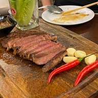 จอมพล หมูกระทะ