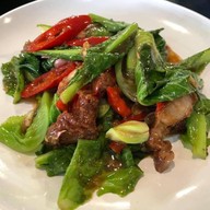 ข้าวหมูทอดลุงชัย