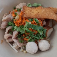 ข้าวหมูทอดลุงชัย