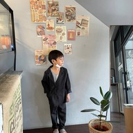 Charging cafe & Bakery