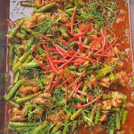 ข้าวหมูทอดลุงชัย