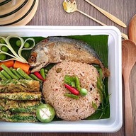 ข้าวหมูทอดลุงชัย