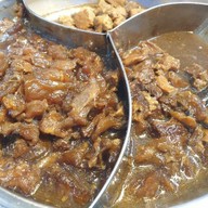 สหายตุ๋น