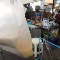 เมนูของร้าน โย๊ตจังบัวลอยไข่หวาน&เจ๊เอ็งข้าวต้มปลา(สวนหมาก) สวนหมาก - พุทธบูชา(ตรอกหลังมอ)