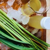 เมษา น้ำสมุนไพรเพื่อสุขภาพ จากสมุนไพรแท้100%ทุกขวด