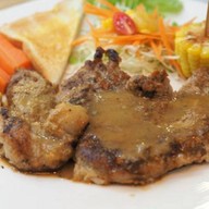 สเต็กริมน้ำ