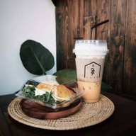 27 cafe halalfood ( กาแฟสด ชานมไต้หวัน ครัวซอง วาฟเฟิล )