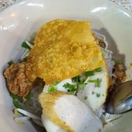 ก๋วยเตี๋ยวลูกชิ้นปลานายเม้ง สาขาตลาดเปิดท้ายโลตัส-พระราม2