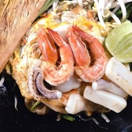 เดอะ บาร์บีคิว & สปาเก็ตตี้ แยกไตรศาสตร์