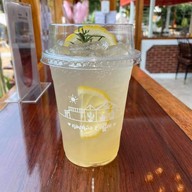 ทองหล่อ คาเฟ่