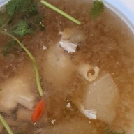 ข้าวมันไก่ โอชิน  (ต้นตำหรับเจ้าแรกวงเวียนใหญ่ )